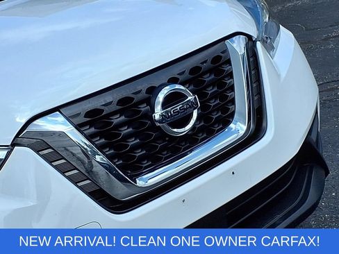 Used 2020 Nissan Kicks S FWD image 25
