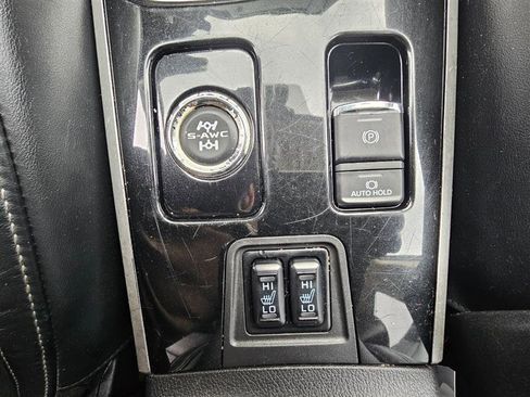 Used 2019 Mitsubishi Outlander SE image 18