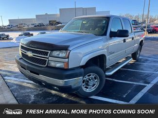 Used 2005 Chevrolet Silverado 2500 LS w/ Heavy-Duty Power Package video 1