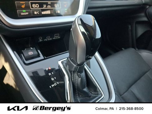 Used 2024 Subaru Outback Limited AWD/4WD image 17