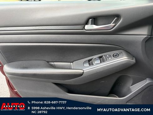 Used 2025 Nissan Altima 2.5 SV AWD/4WD image 23