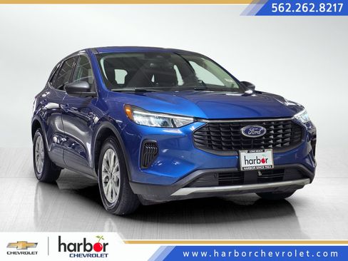 Used 2023 Ford Escape Active image 1