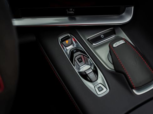 Used 2024 Chevrolet Corvette Z06 RWD image 51