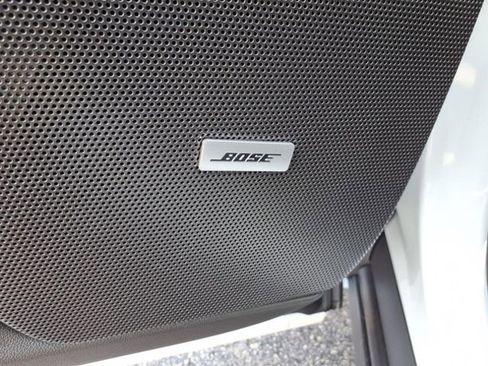 New 2025 Cadillac XT6 Luxury image 30