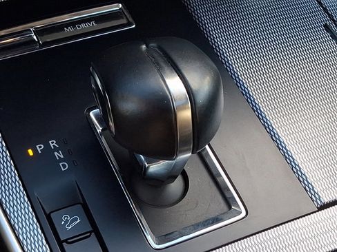 Used 2024 MAZDA CX-90 3.3 Turbo w/ Preferred Package image 15