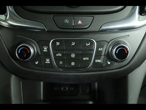 Used 2022 Chevrolet Equinox LT image 13