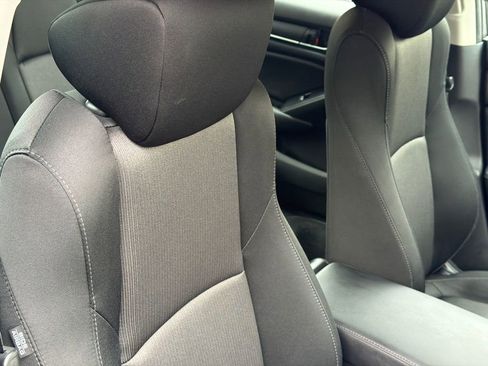 Used 2022 Honda Accord LX image 27