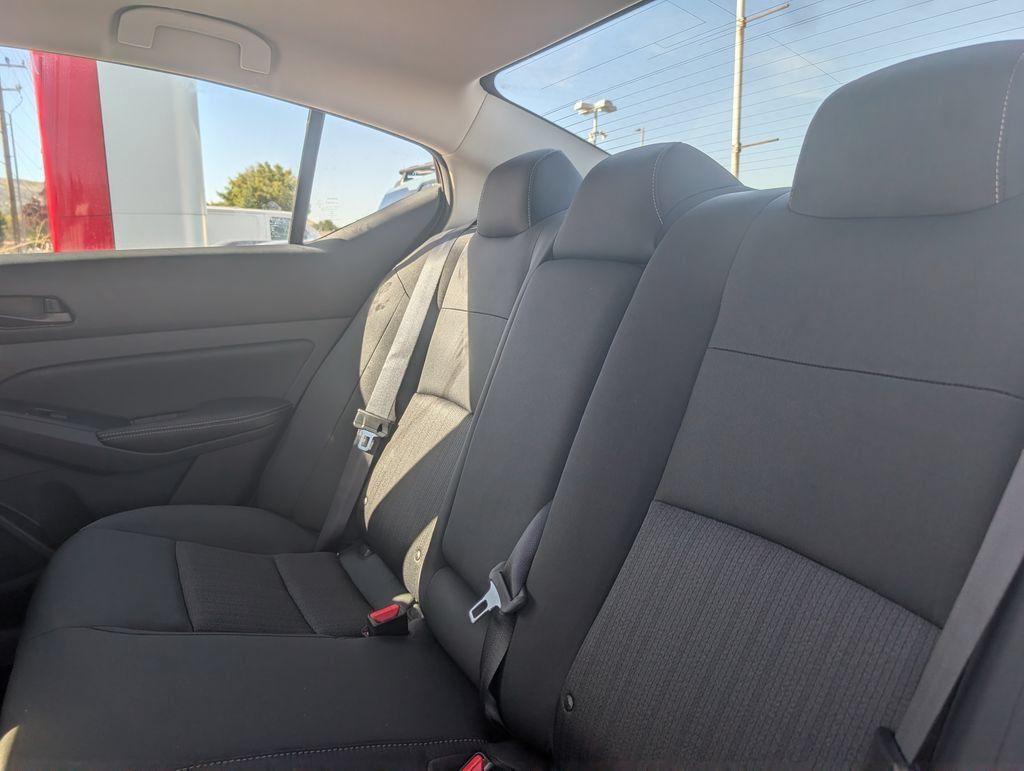 New 2026 Nissan Altima 2.5 SV FWD image 9