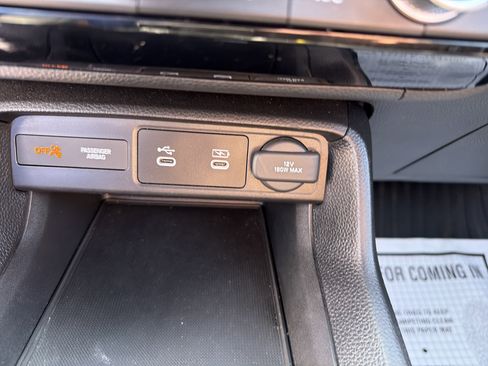 Used 2025 Honda Civic Sport image 24