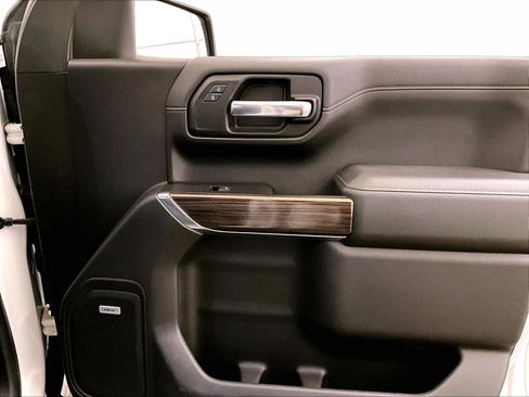 Used 2019 Chevrolet Silverado 1500 RST AWD/4WD image 23