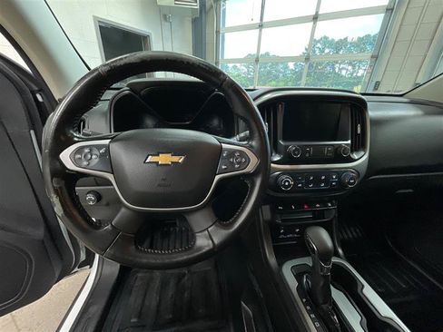 Used 2022 Chevrolet Colorado LT w/ Fleet Safety Package RWD image 14