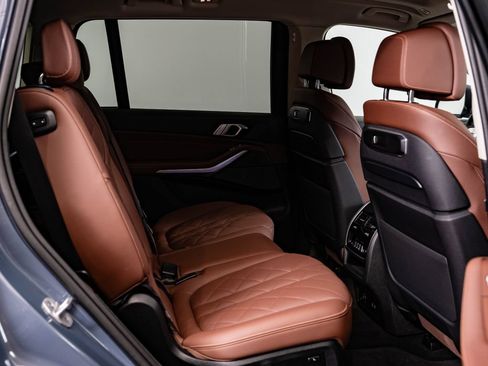Used 2024 BMW X7 xDrive40i w/ Executive Package AWD/4WD image 46