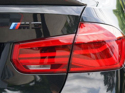Used 2017 BMW M3 w/ Executive Package RWD image 30