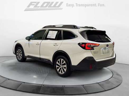 Used 2021 Subaru Outback Premium image 6