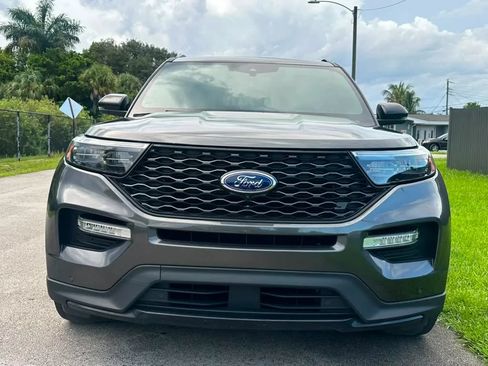 Used 2020 Ford Explorer ST w/ ST Street Pack AWD/4WD image 2