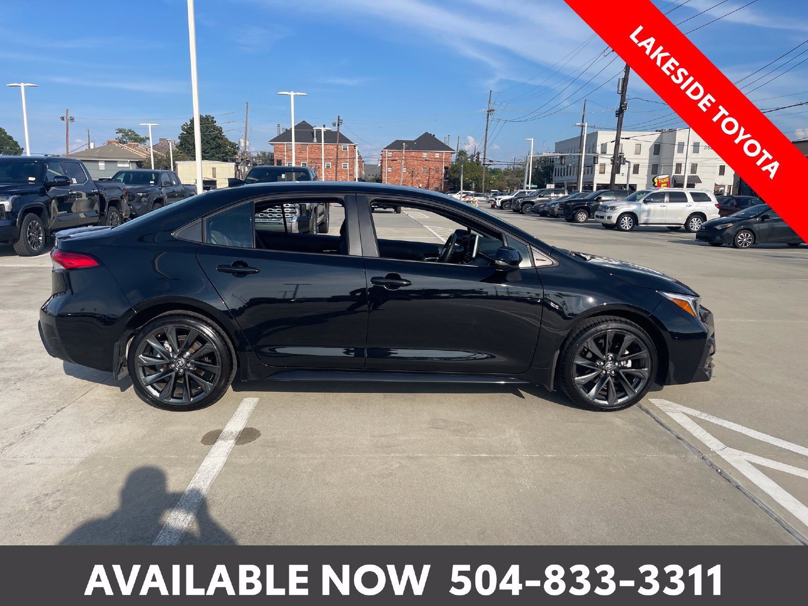 Used 2026 Toyota Corolla SE w/ SE Package FWD image 7