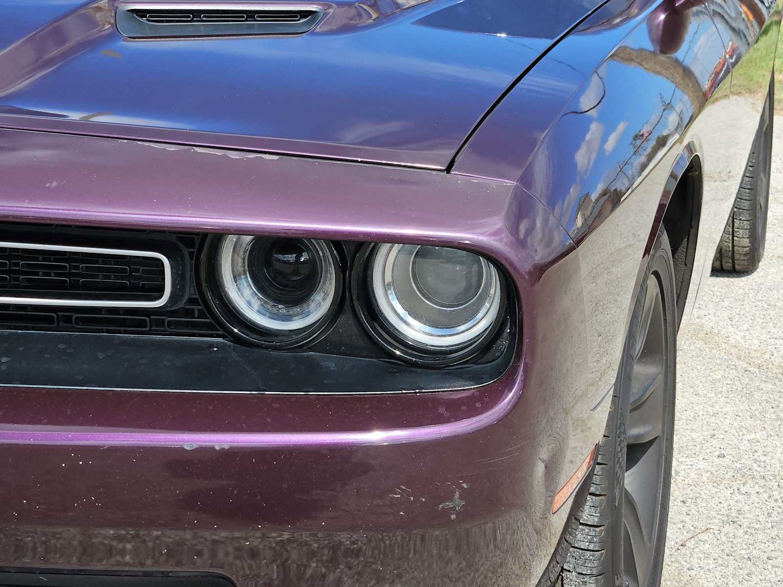Used 2020 Dodge Challenger SXT RWD image 10