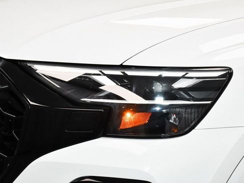 Used 2024 Audi SQ8 Premium Plus w/ Black Optic Package image 78