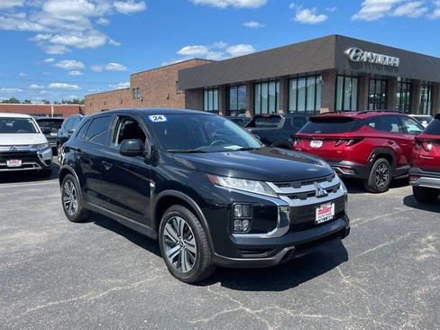 Used 2024 Mitsubishi Outlander Sport ES AWD/4WD image 2