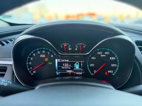 Used 2017 Chevrolet Impala LT image 24