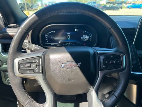Used 2023 Chevrolet Tahoe Z71 w/ Luxury Package AWD/4WD image 13