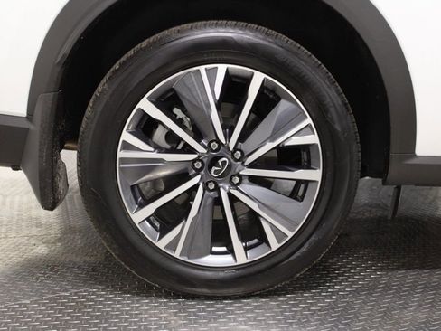 Certified 2026 INFINITI QX60 Luxe w/ Family Package AWD/4WD image 14