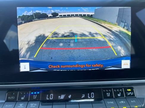 Used 2025 Toyota Camry XLE w/ Premium Package AWD/4WD image 23