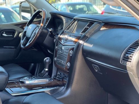 Used 2012 INFINITI QX56 2WD w/ Deluxe Touring Pkg image 13
