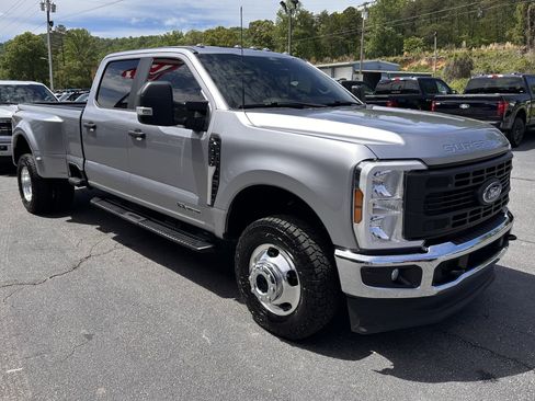 Used 2024 Ford F350 XL w/ XL Chrome Package AWD/4WD image 4