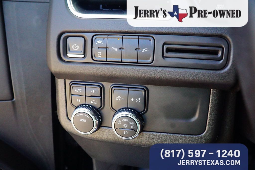 Used 2021 GMC Yukon SLT AWD/4WD image 16
