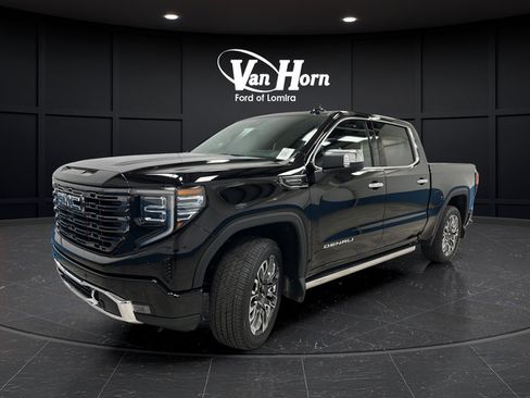 Used 2025 GMC Sierra 1500 Denali Ultimate AWD/4WD image 3