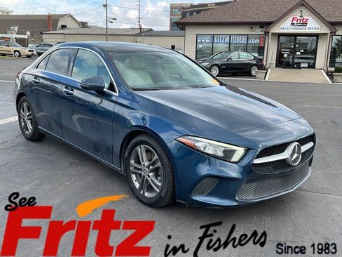 Used 2020 Mercedes-Benz A 220 image 1