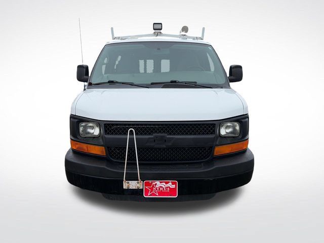 Used 2014 Chevrolet Express 2500 RWD image 2