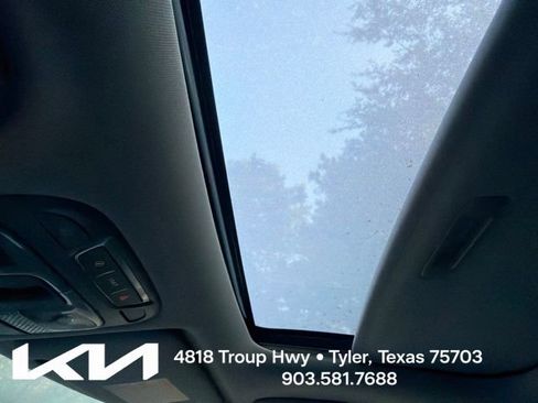 Certified 2021 Kia Telluride EX w/ EX Premium Package AWD/4WD image 24