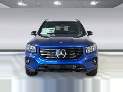 New 2025 Mercedes-Benz GLB 250 image 5
