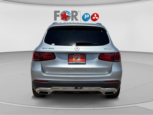 Used 2021 Mercedes-Benz GLC 300 4MATIC w/ Premium Package image 4