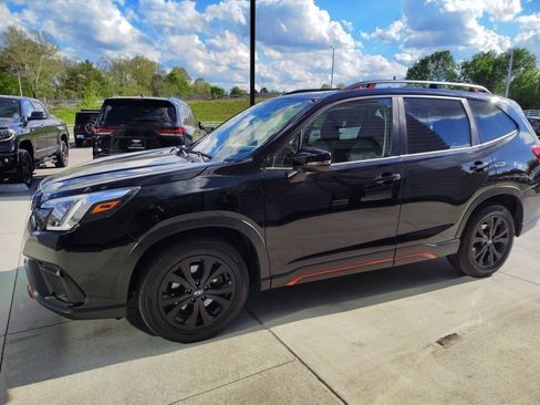 Used 2023 Subaru Forester Sport AWD/4WD image 5