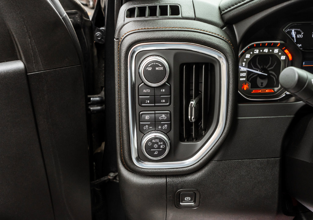 Used 2020 GMC Sierra 1500 AT4 w/ AT4 Premium Package AWD/4WD image 18