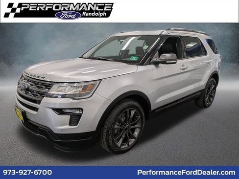Used 2018 Ford Explorer XLT w/ Equipment Group 202A image 1