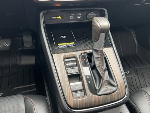 Used 2025 Honda CR-V Sport Touring image 18