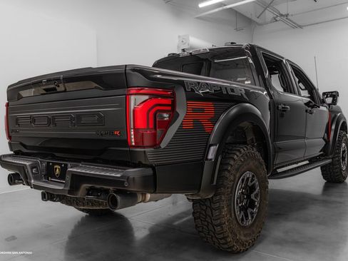 Used 2025 Ford F150 Raptor w/ Equipment Group 803A Raptor R AWD/4WD image 17