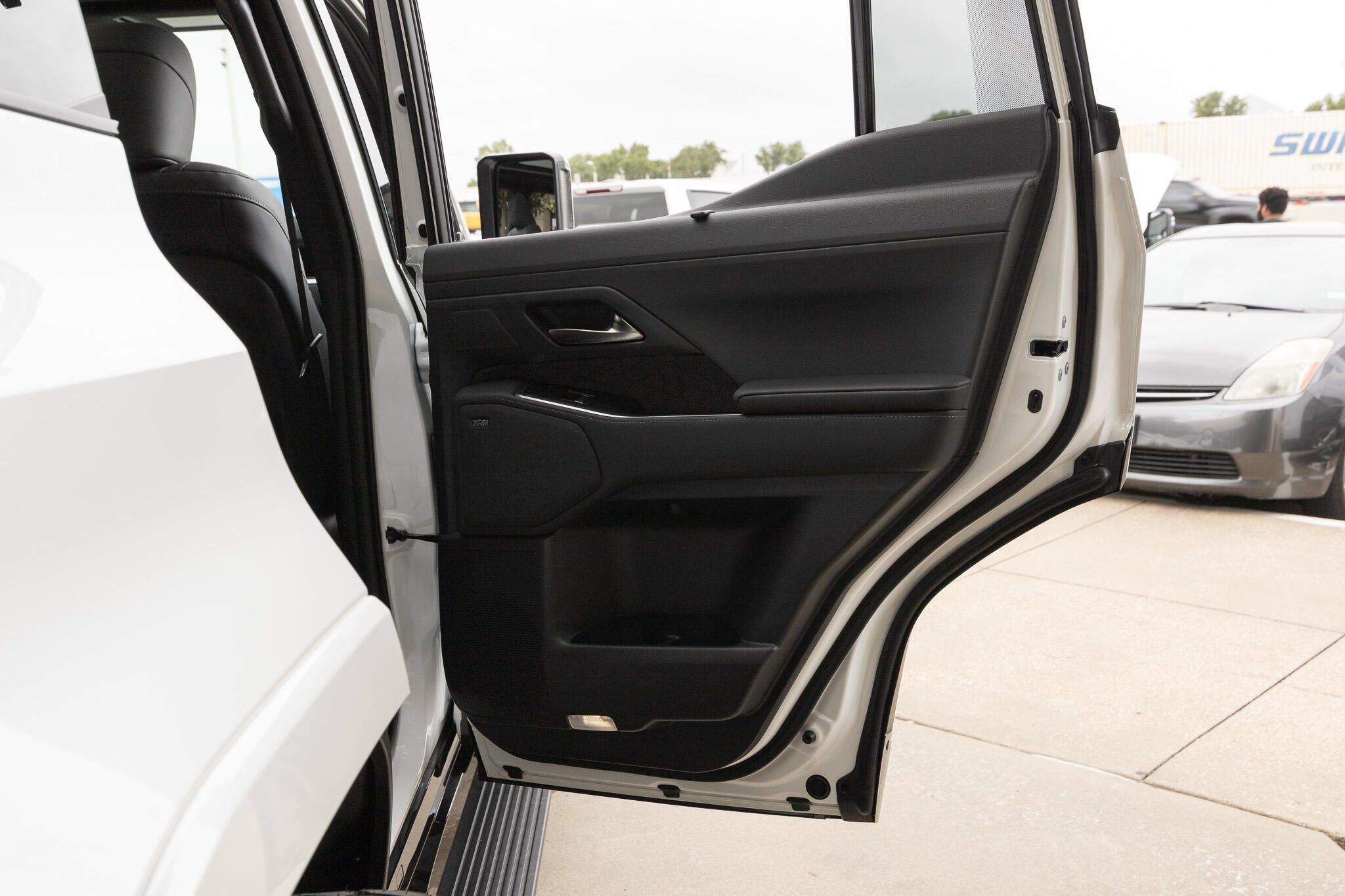 Used 2026 Lexus GX 550 w/ Accessory Package (2T) AWD/4WD image 41