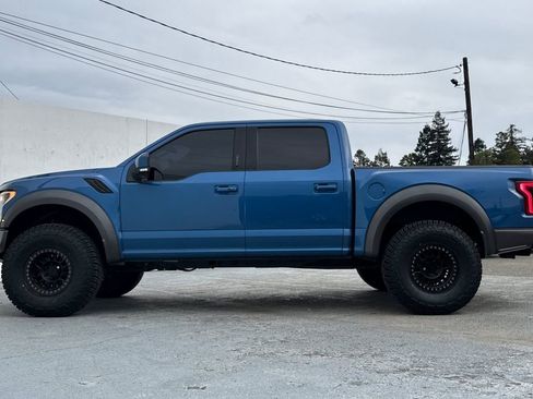 Used 2020 Ford F150 Raptor w/ Equipment Group 802A Luxury image 6