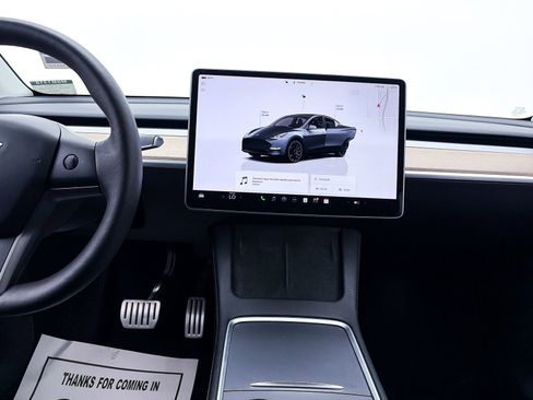 Used 2022 Tesla Model Y Performance image 6