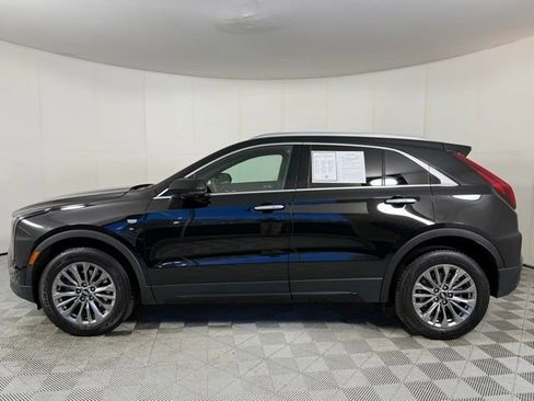 Certified 2025 Cadillac XT4 Premium Luxury image 3