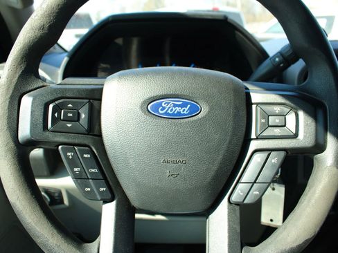 Used 2017 Ford F250 XL w/ Power Equipment Group image 19