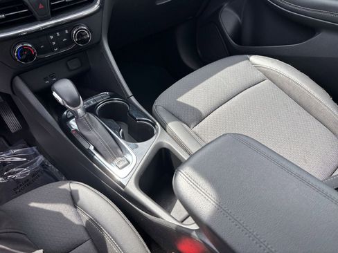 Used 2025 Buick Encore GX Preferred FWD image 40