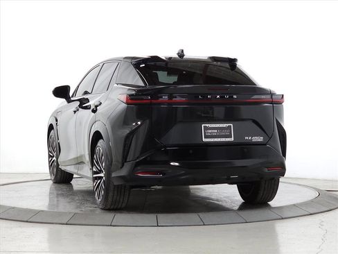 Used 2023 Lexus RZ 450e Premium image 6