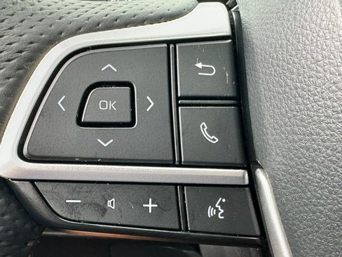 Used 2026 Toyota Sienna Platinum AWD/4WD image 26