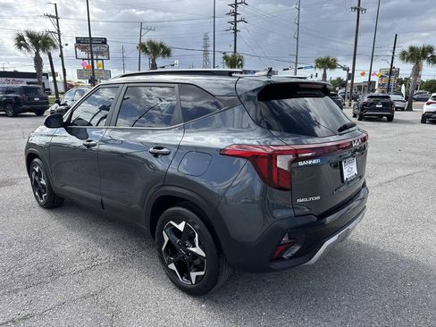 Used 2025 Kia Seltos S FWD image 5